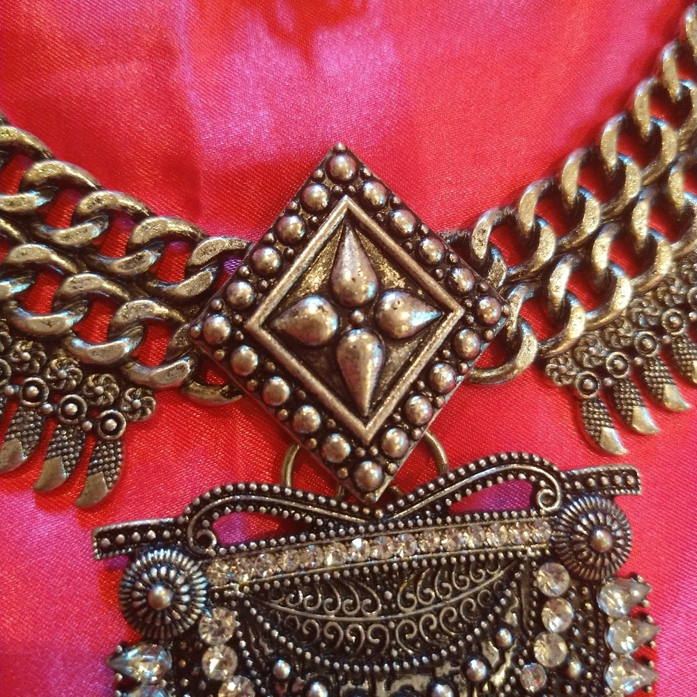 Sugarfix Silvertone Rhinestone Statement Necklace - image 2